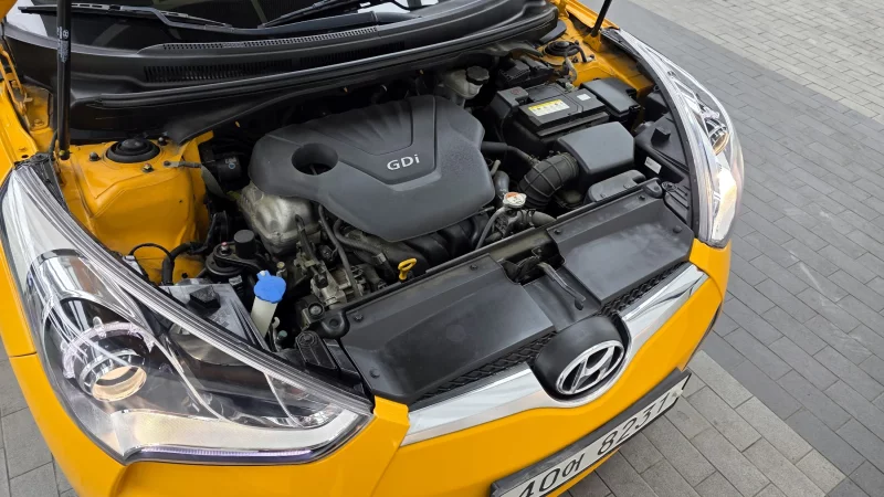 Hyundai Veloster