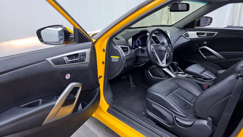 Hyundai Veloster