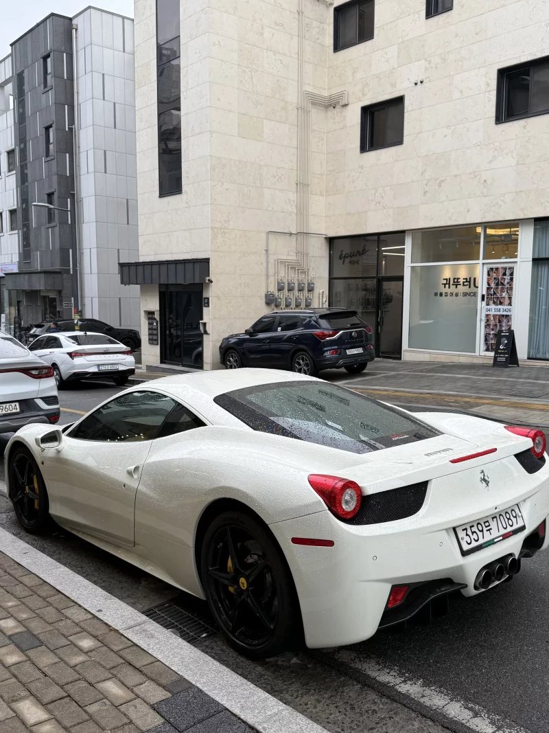 Ferrari 458