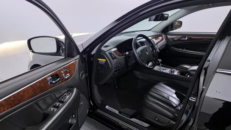 Hyundai Equus