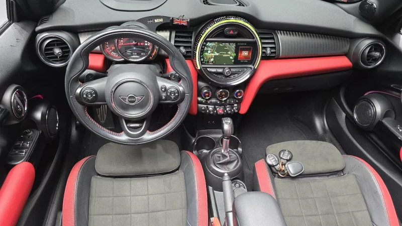 MINI Cooper Convertible