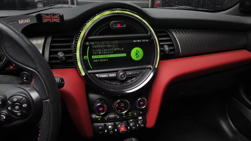 MINI Cooper Convertible