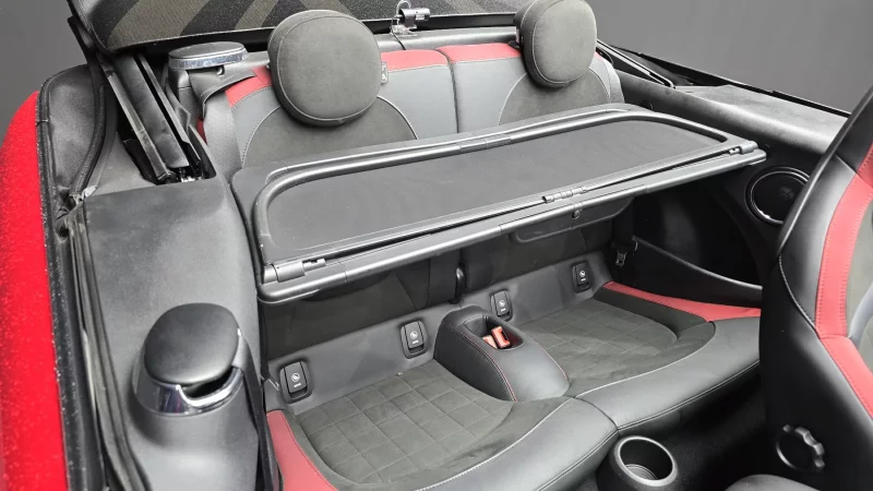 MINI Cooper Convertible