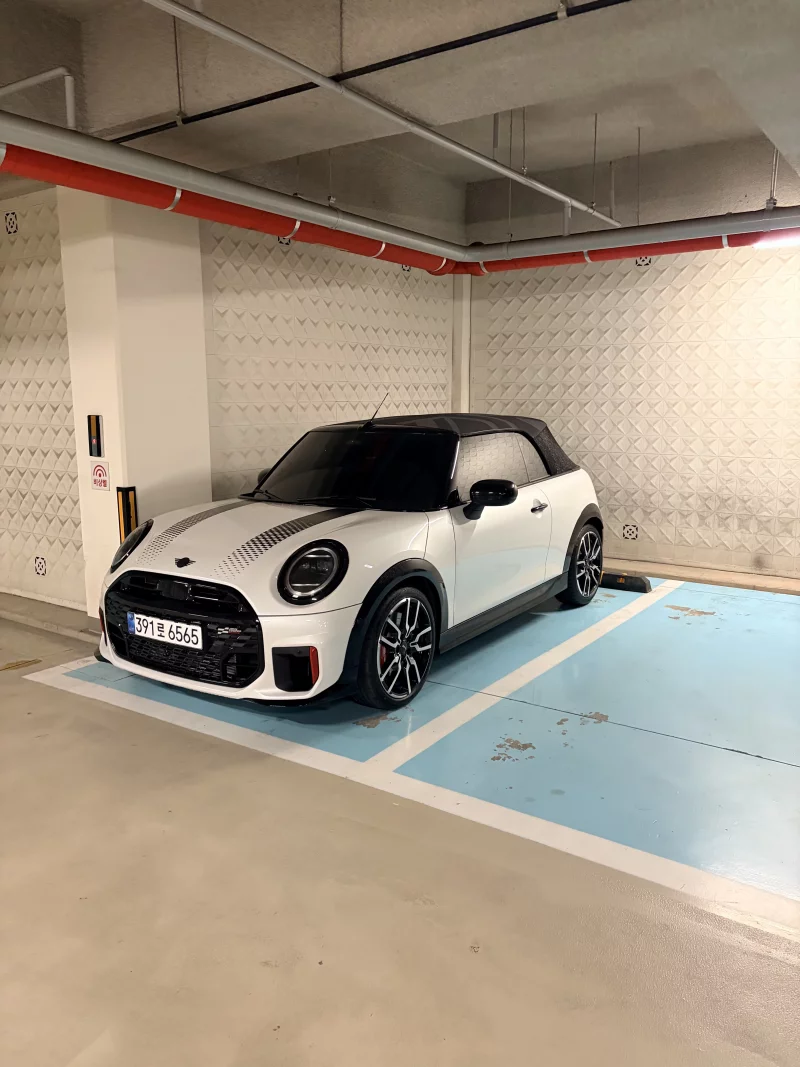 MINI Cooper Convertible