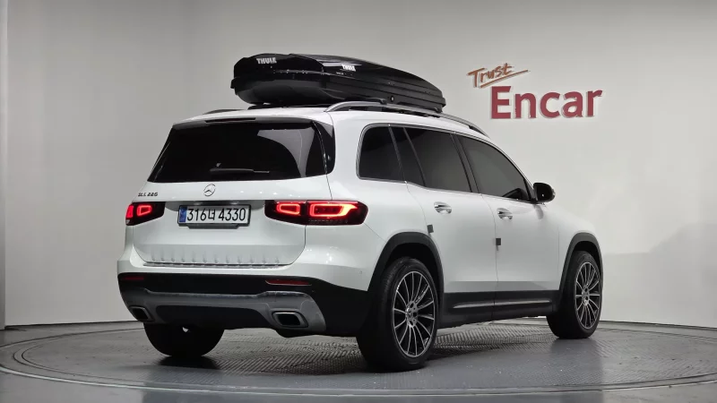 Mercedes-Benz GLB-Class