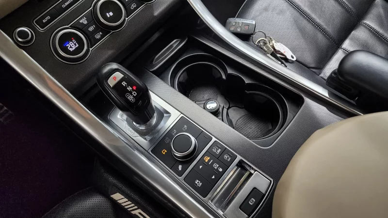 Land Rover RANGE ROVER SPORT