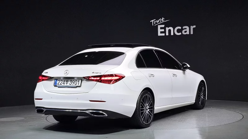 Mercedes-Benz C-Class