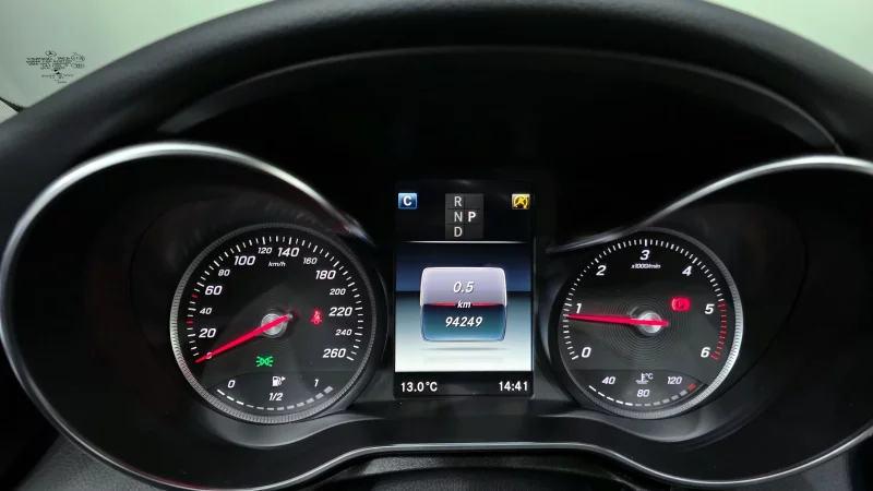 Mercedes-Benz C-Class