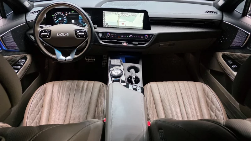 Kia K8