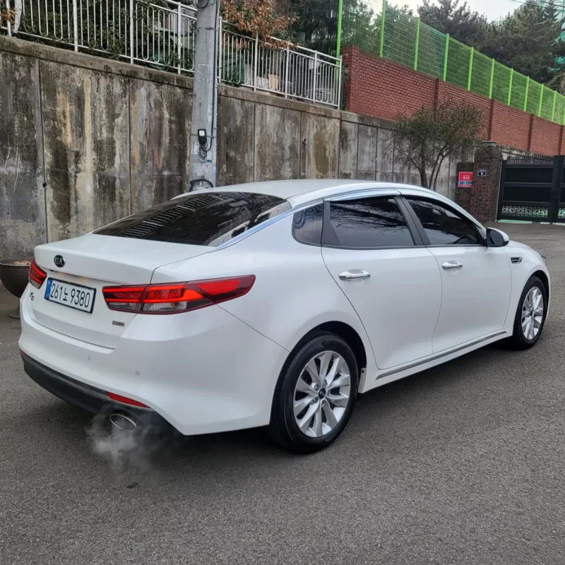 Kia K5