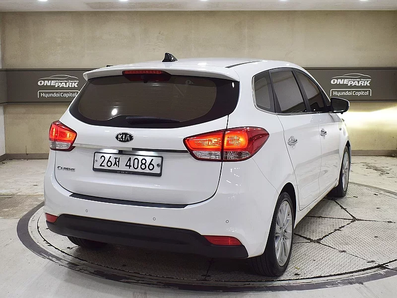 Kia Carens