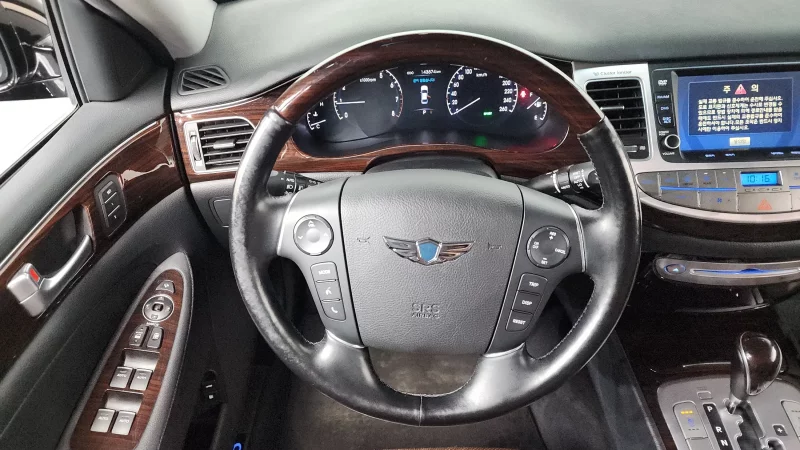 Hyundai Genesis