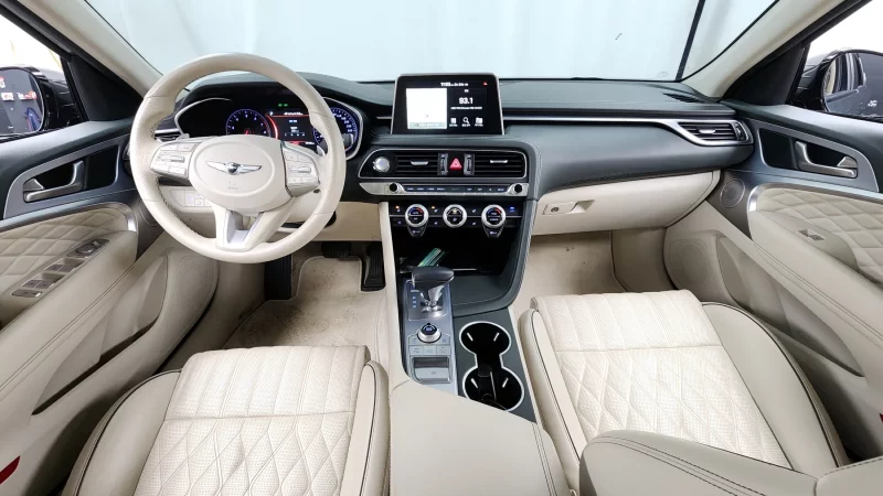 Genesis G70