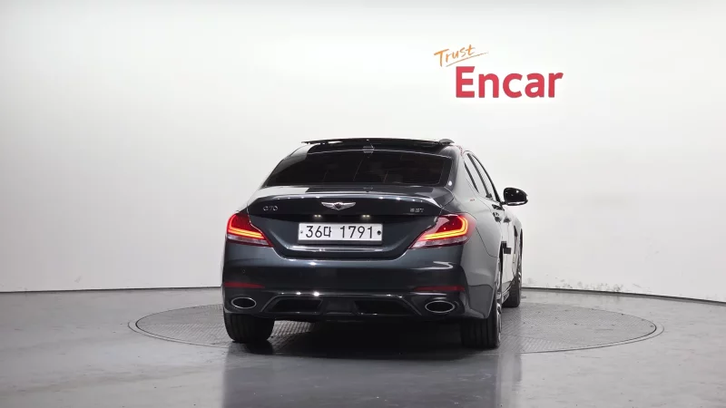 Genesis G70