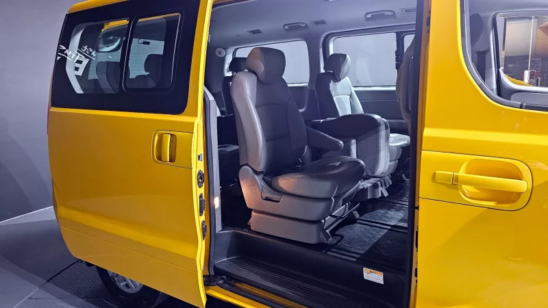 Hyundai Starex