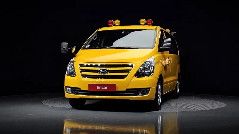 Hyundai Starex