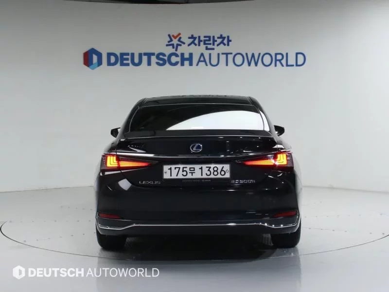 Lexus ES300h