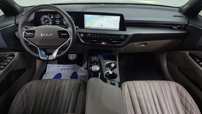 Kia K8