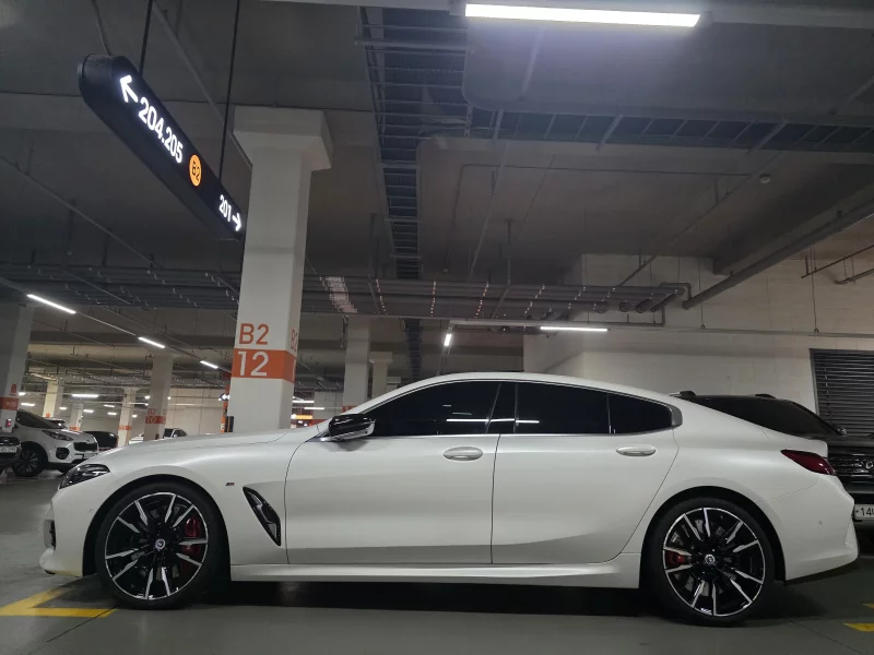 BMW 8-Series