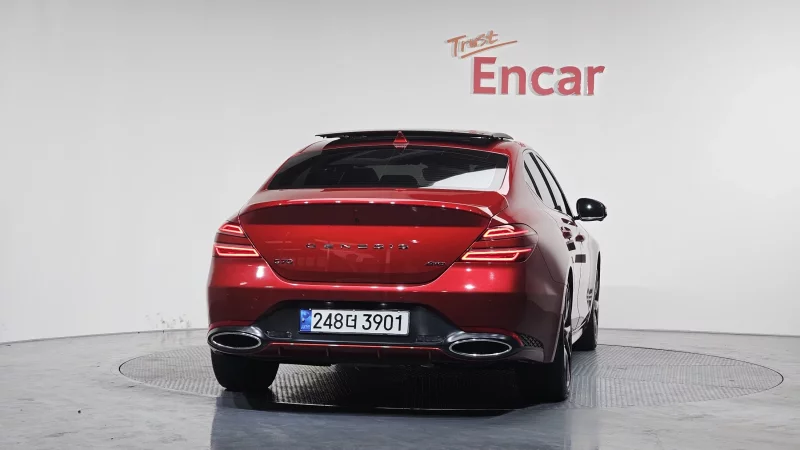 Genesis G70