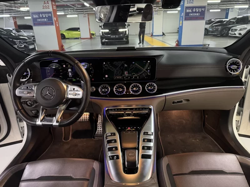 Mercedes-Benz AMG GT