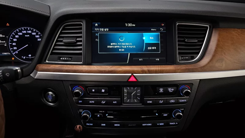 Hyundai Genesis