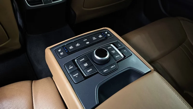 Hyundai Genesis