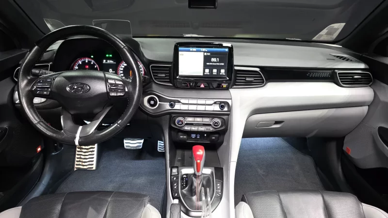 Hyundai Veloster