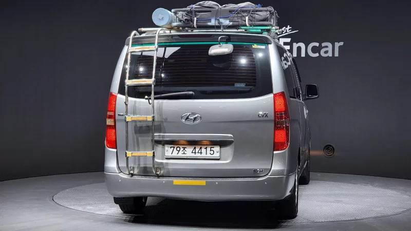 Hyundai Grand Starex