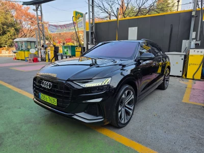 Audi Q8