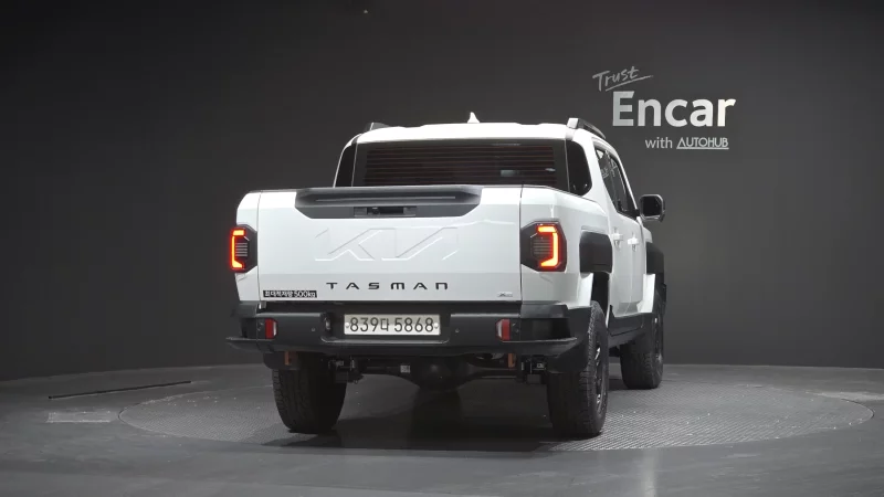 Kia Tasman