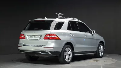 Mercedes-Benz M-class