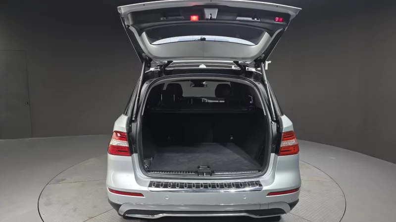 Mercedes-Benz M-class