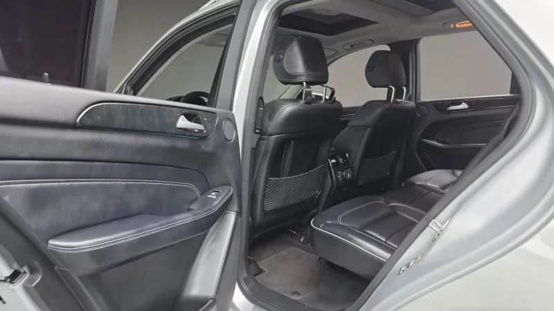 Mercedes-Benz M-class