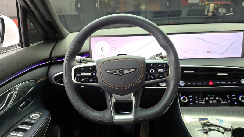 Genesis GV70
