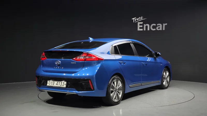 Hyundai Ioniq
