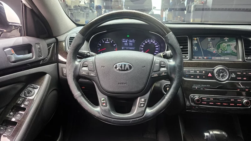 Kia K7