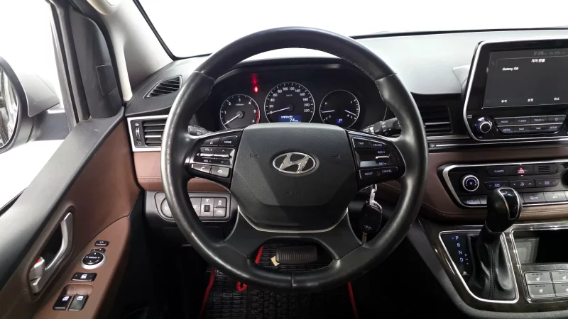Hyundai Grand Starex