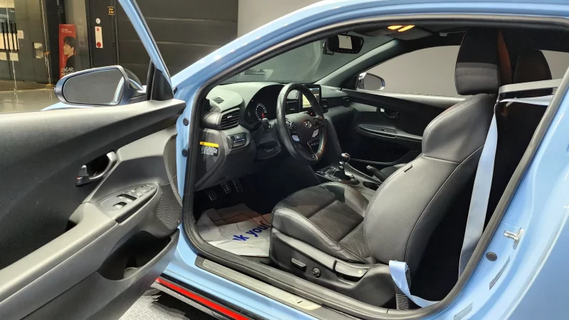 Hyundai Veloster