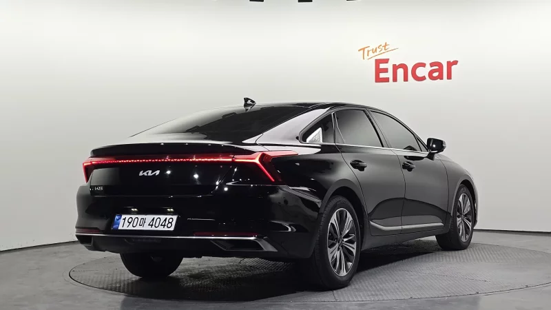 Kia K8