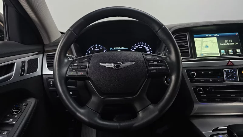 Genesis G80