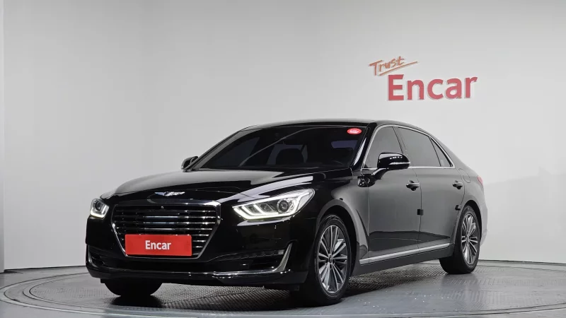 Genesis EQ900