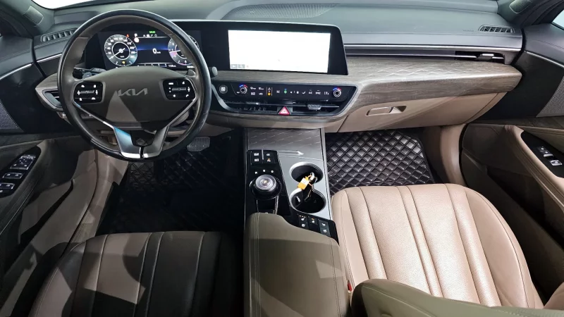 Kia K8