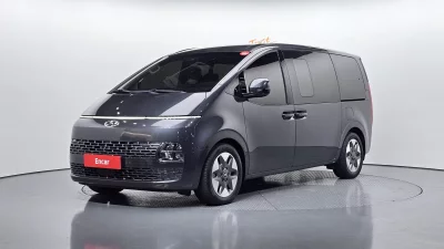 Hyundai Staria