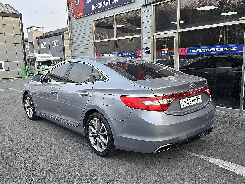 Hyundai Grandeur