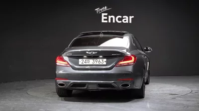 Genesis G70