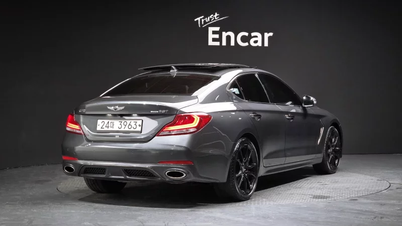 Genesis G70