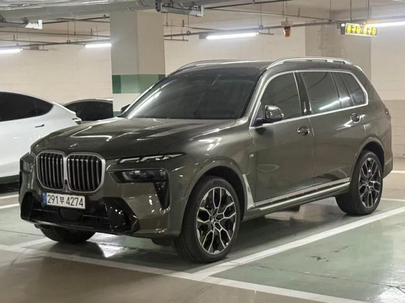 BMW X7