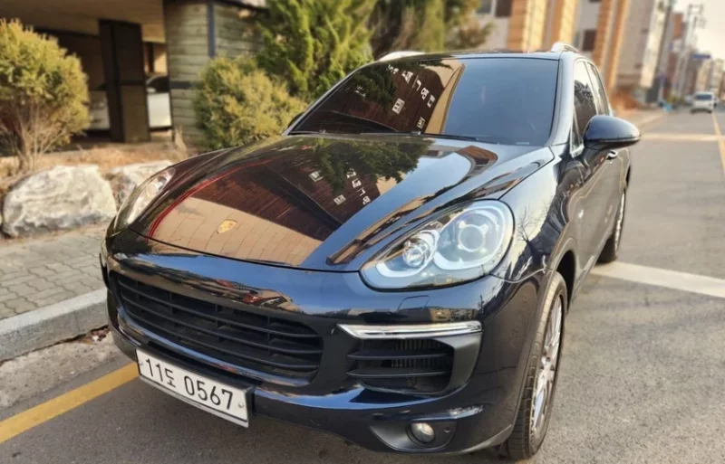 Porsche CAYENNE