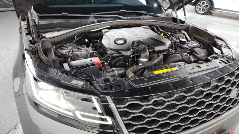 Land Rover RANGE ROVER VELAR